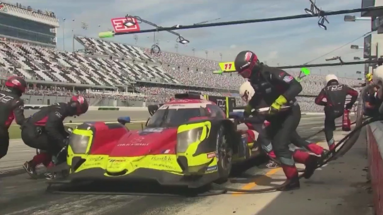New hybrid powertrain debuts at Rolex 24 with record attendance